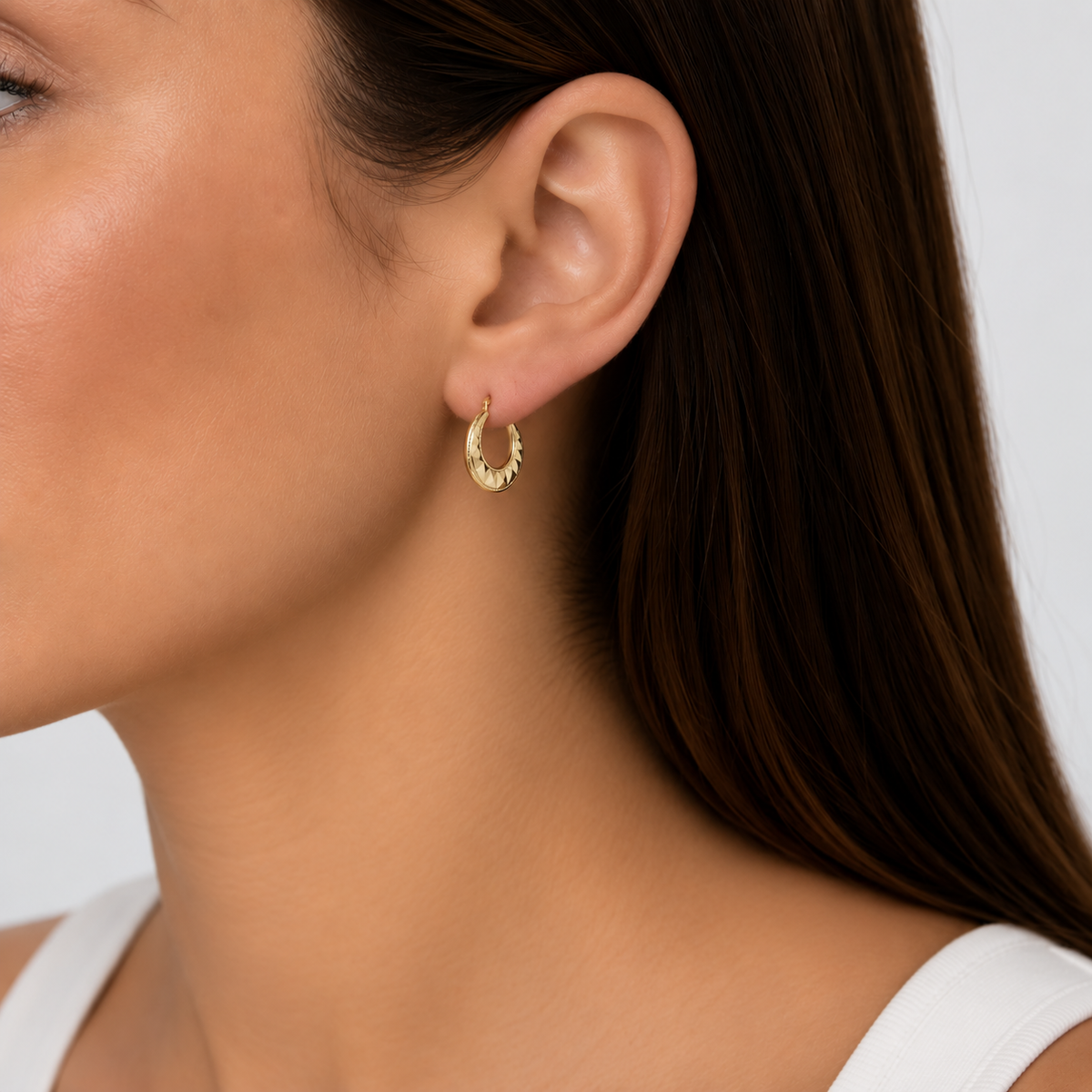 9ct yellow gold fancy 10mm hoop earrings