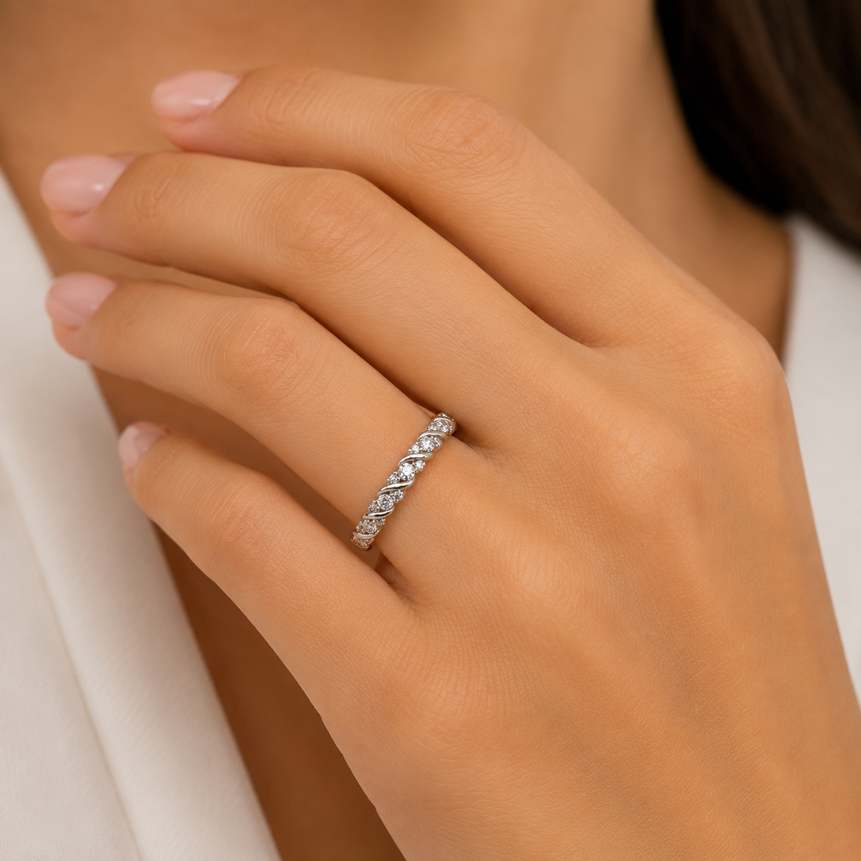 9ct white gold 0.33ct diamond rope twist ring