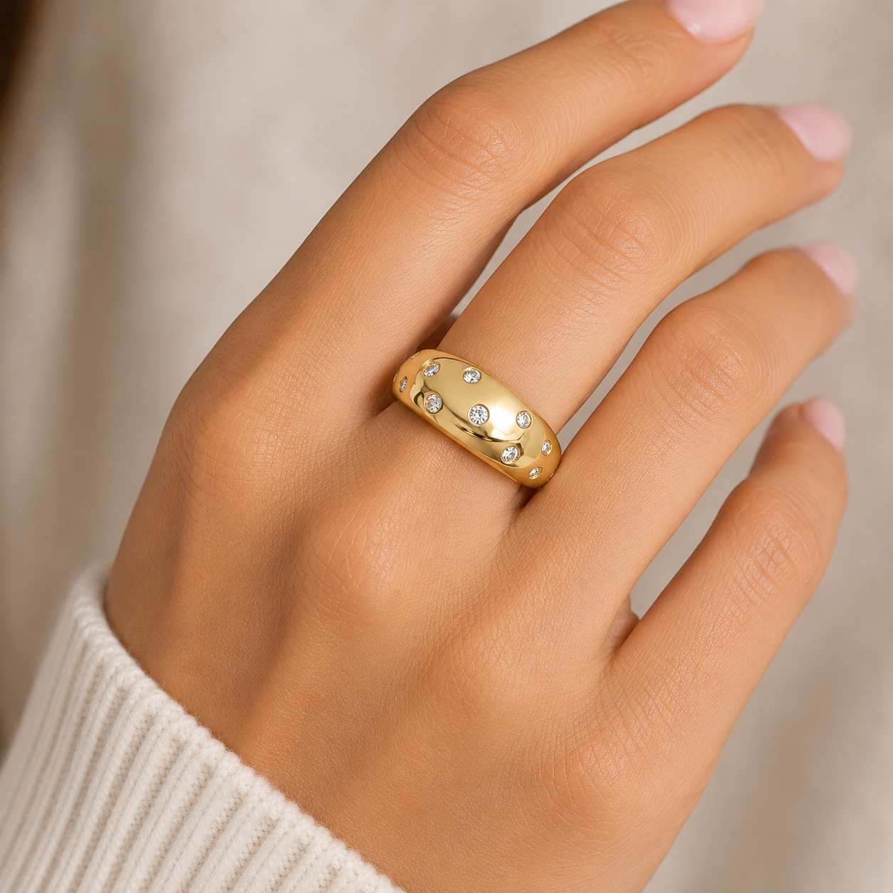 9ct yellow gold 0.20ct lab grown diamond scatter pressure-set ring 2