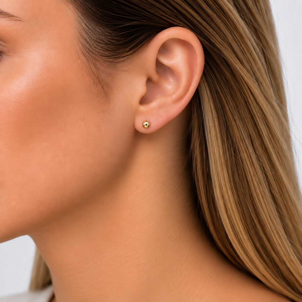 9ct yellow gold 4mm ball stud earrings