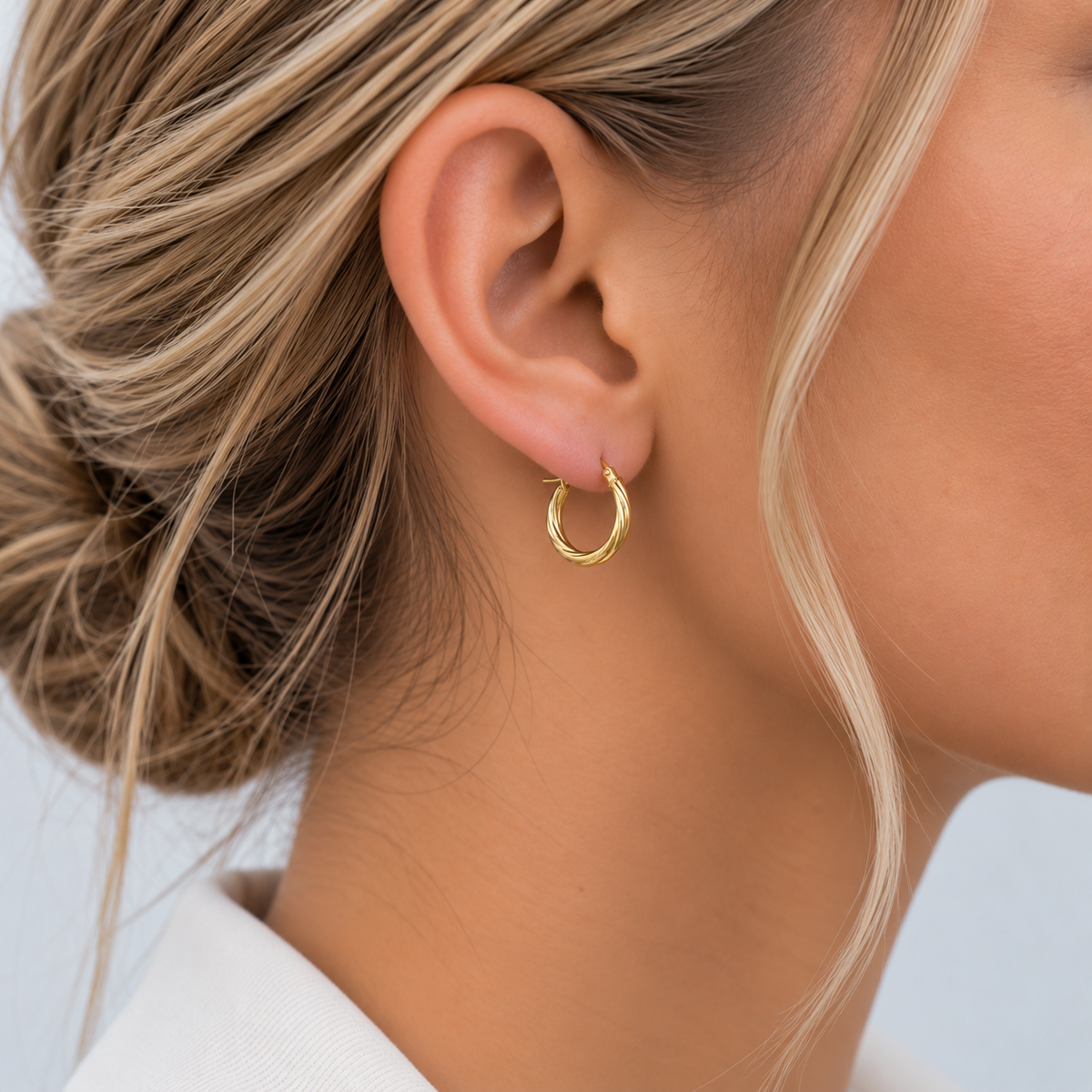 9ct yellow gold twist 10mm hoop earrings