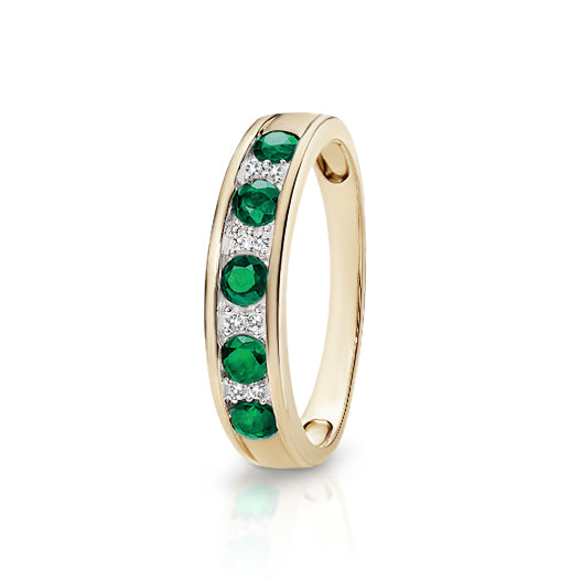 9ct gold emerald & diamond ring