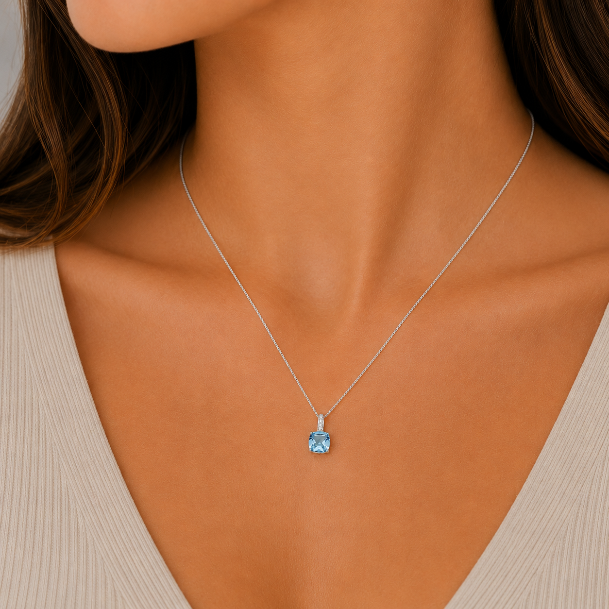 Sterling Silver blue topaz & diamond pendant
