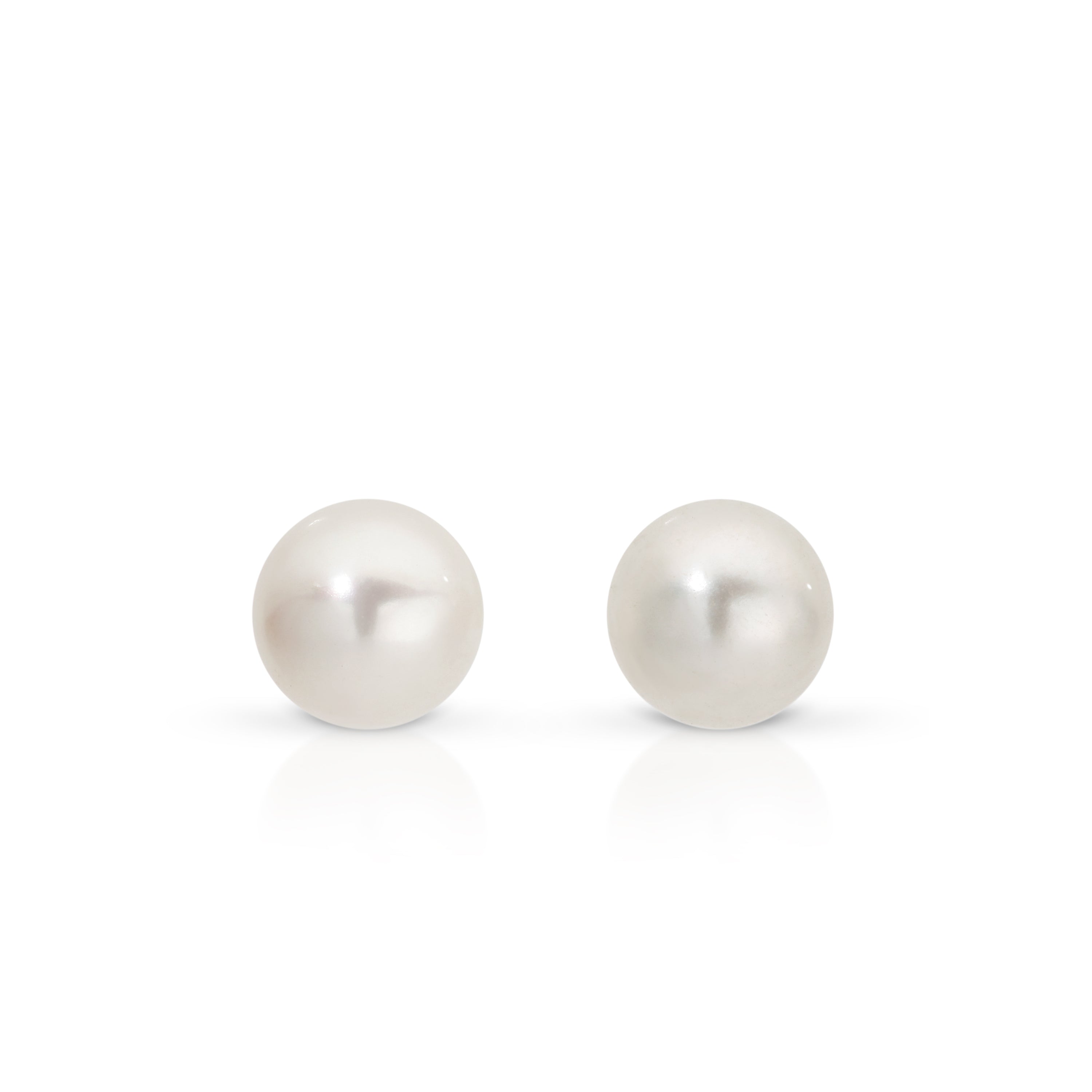 Silver 4mm freshwater pearl studs
