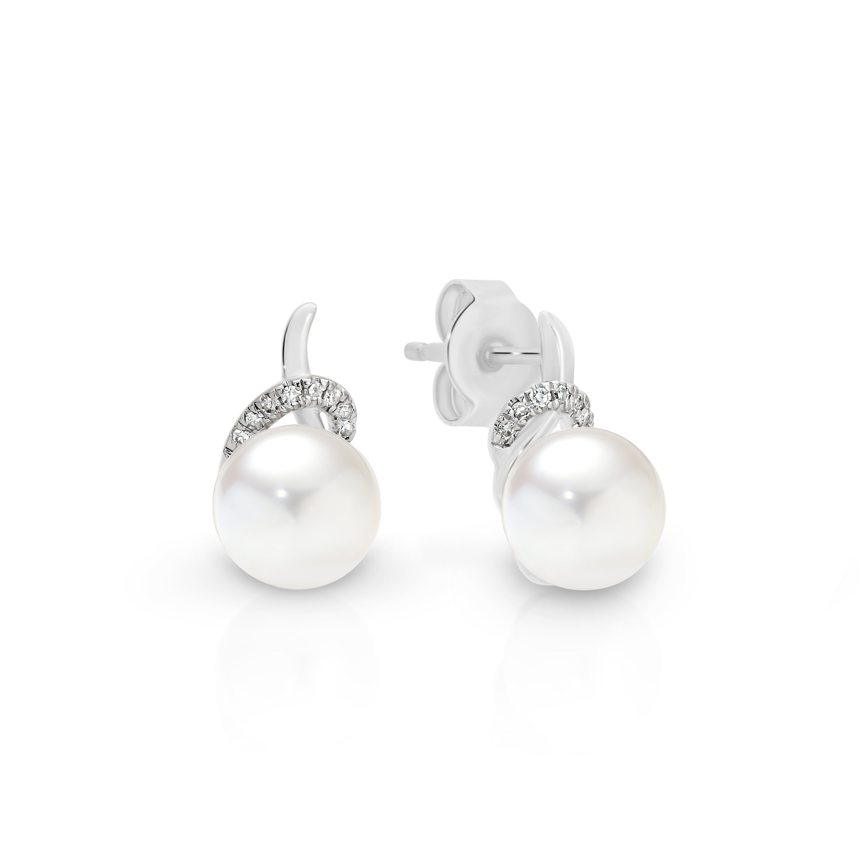 9ct white gold pearl and diamond studs